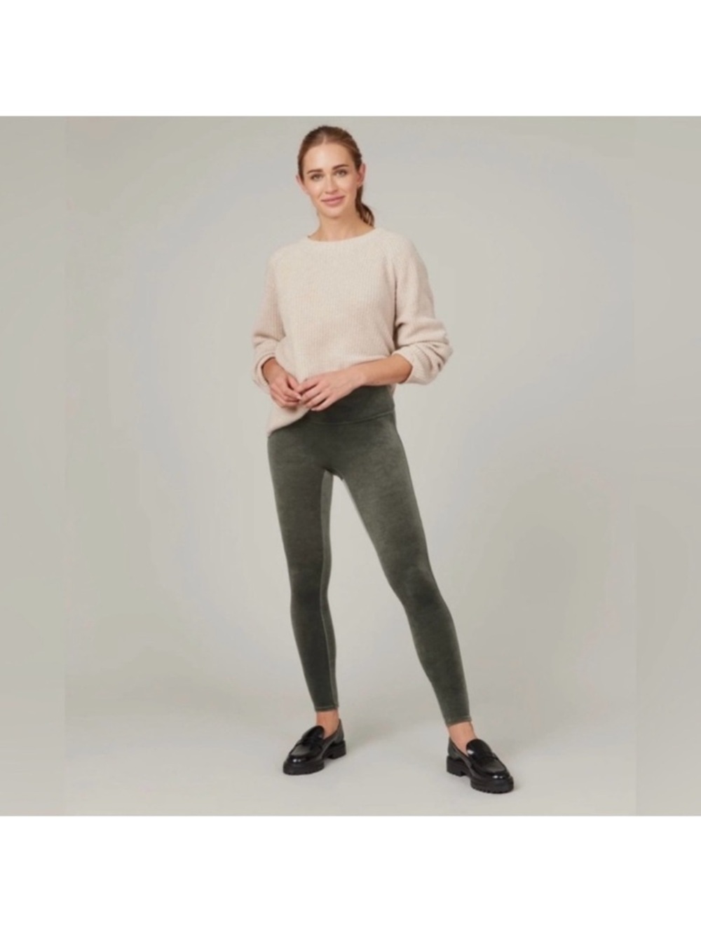 NWT Spanx Velvet Leggings in Dark Palm